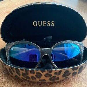 GUESS sunglasses